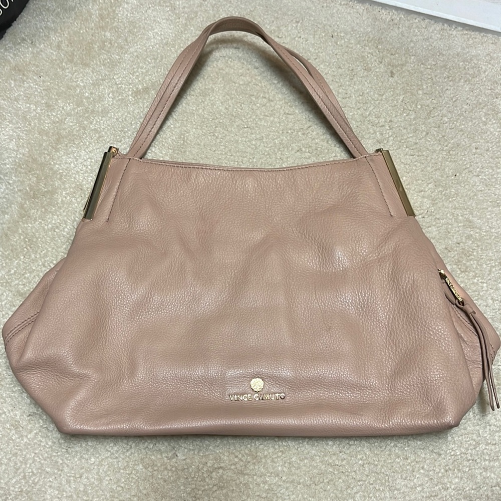 Vince Camuto